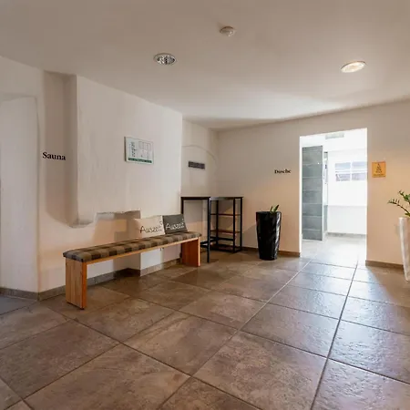 Tauern Mitterwirt 214 *